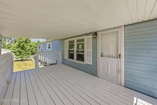 28 Bayshore Mobile Manor, Hazlet Township, NJ 07730 - Photo 14