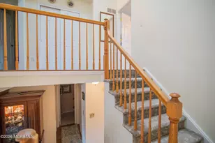 10 Carriage Ln, Englishtown, NJ 07726 - Photo 12