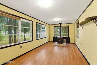 28 Pennsylvania Avenue, Waretown, NJ 08758 - Photo 12