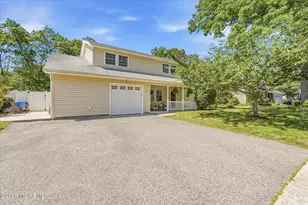 37 Spruce Cir S, Barnegat, NJ 08005 - Photo 2