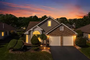 90 Caldwell Terrace, Marlboro Township, NJ 07746 - Photo 2