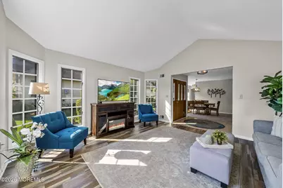 90 Caldwell Terrace, Marlboro Township, NJ 07746 - Photo 18