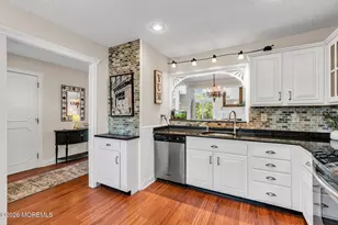 229 Daffodil Dr, Freehold, NJ 07728 - Photo 8
