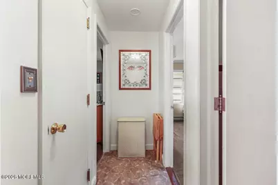 8 N Chestnut Street N, Hazlet Township, NJ 07730 - Photo 14