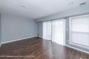 25 Duncan Way, Freehold, NJ 07728 - Photo 12