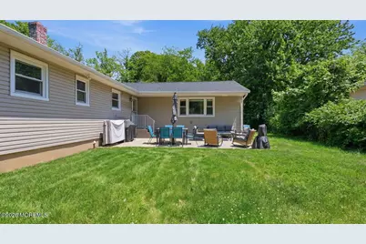 575 Garfield Avenue, Belford, NJ 07718 - Photo 32