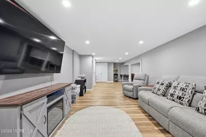 575 Garfield Avenue, Belford, NJ 07718 - Photo 26