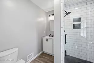 575 Garfield Ave, Belford, NJ 07718 - Photo 16