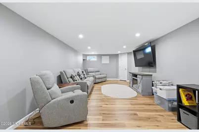 575 Garfield Avenue, Belford, NJ 07718 - Photo 24
