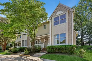 157 Northampton Dr, Holmdel, NJ 07733 - Photo 2