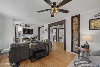 14 Asbury Avenue, Farmingdale, NJ 07727 - Photo 10