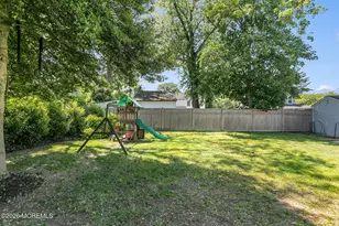 14 Sycamore Ln, Fair Haven, NJ 07704 - Photo 22