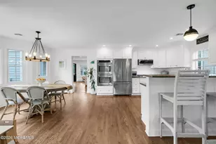 14 Sycamore Ln, Fair Haven, NJ 07704 - Photo 2