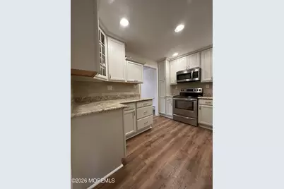 44 Dickinson Court, Red Bank, NJ 07701 - Photo 10