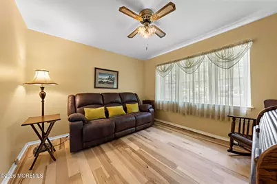 150 Idlebrook Lane, Aberdeen Township, NJ 07747 - Photo 16