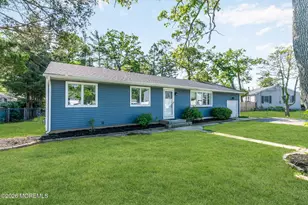 7 Center Pl, Toms River Township, NJ 08753 - Photo 6