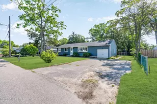 7 Center Pl, Toms River Township, NJ 08753 - Photo 8
