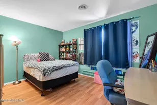 10 Nevada Dr, Whiting, NJ 08759 - Photo 16