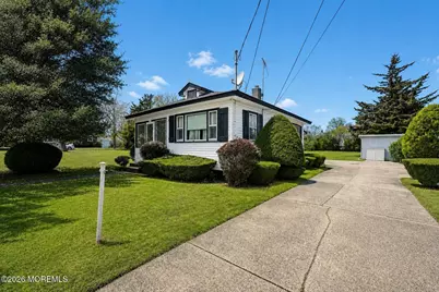 570 Central Avenue, Spring Lake, NJ 07762 - Photo 2