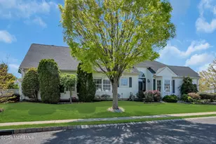 1 Evans Ct, Manchester Township, NJ 08759 - Photo 2