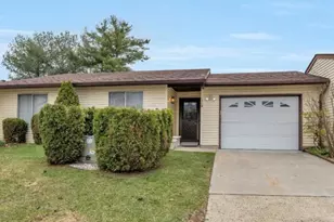120B Ironwood Plaza, Monroe Township, NJ 08831 - Photo 1