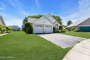 3237 Flagstone Ct, Toms River Township, NJ 08755 - Photo 2