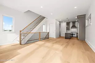 7 South St, Sea Bright, NJ 07760 - Photo 10