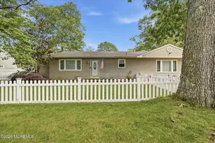241 Lane Pl, Forked River, NJ 08731 - Photo 4