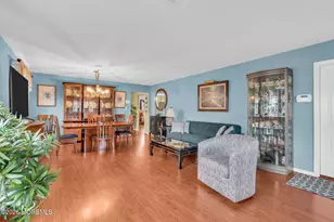 21 Maracaibo Pl, Toms River Township, NJ 08757 - Photo 10