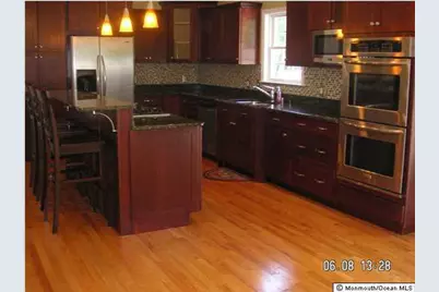 528 Vanderbilt Avenue, Berkeley, NJ 08721 - Photo 2