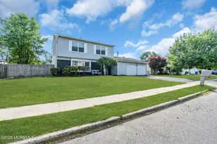 45 Peachstone Rd, Howell Township, NJ 07731 - Photo 6