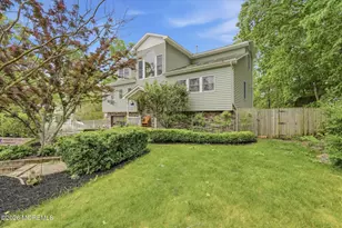 203 Thrush Ct, Lanoka Harbor, NJ 08734 - Photo 2