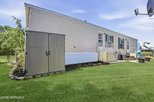 40 Locust Grove, Hazlet Township, NJ 07730 - Photo 14