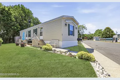 40 Locust Grove, Hazlet Township, NJ 07730 - Photo 2