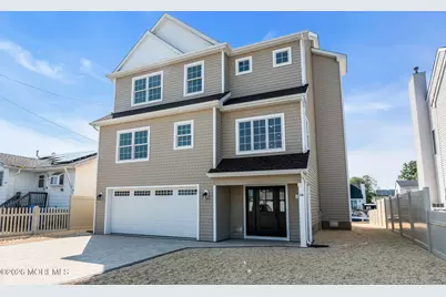 28 Commodore Drive, Brick, NJ 08723 - Photo 2