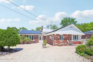422 Forrest Ave, Lanoka Harbor, NJ 08734 - Photo 2