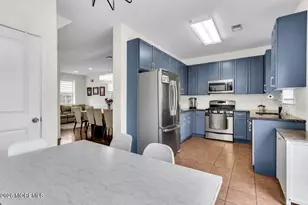 11 Rivka Ln, Lakewood, NJ 08701 - Photo 8