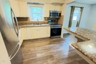 11 Maple St, Jackson, NJ 08527 - Photo 8
