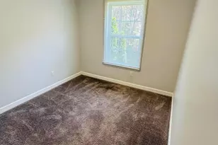76 Des Moines Ct, Tinton Falls, NJ 07712 - Photo 12