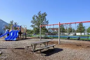 76 Des Moines Ct, Tinton Falls, NJ 07712 - Photo 16