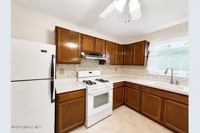 21 Guadalajara Drive, Toms River Township, NJ 08757 - Photo 6
