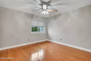 151 Chestnut Way, Manalapan Township, NJ 07726 - Photo 32