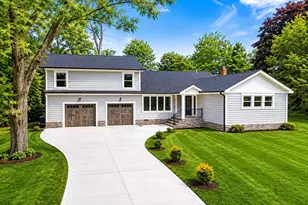 146 Bruce Rd, Red Bank, NJ 07701 - Photo 2
