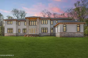 117 Parker Chase Ct, Morganville, NJ 07751 - Photo 1