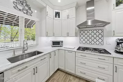 13 Bloomfield Road, Manalapan Township, NJ 07726 - Photo 14