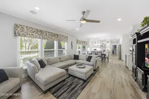 13 Bloomfield Rd, Manalapan Township, NJ 07726 - Photo 22