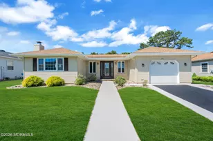 51 Trent Dr, Toms River Township, NJ 08757 - Photo 4