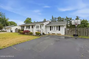 31 Georgian Blvd, Jackson, NJ 08527 - Photo 1