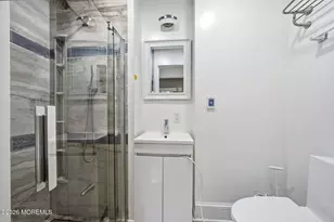 245 Jewett Ave, Jersey City, NJ 07304 - Photo 8