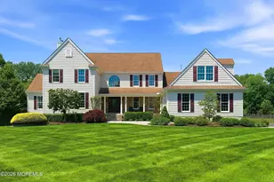 16 Deer Run Dr, Freehold, NJ 07728 - Photo 2